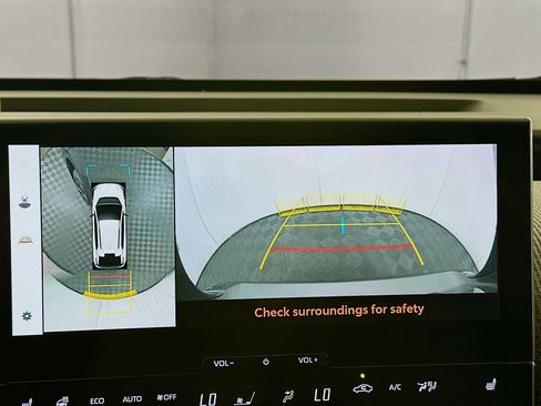 Used 2023 Toyota bZ4X XLE image 22