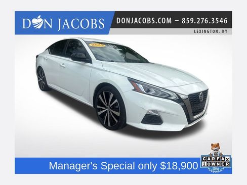 Used 2022 Nissan Altima 2.5 SR FWD image 1