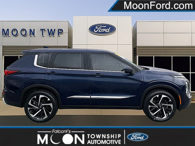 Used 2022 Mitsubishi Outlander SE AWD/4WD image 1