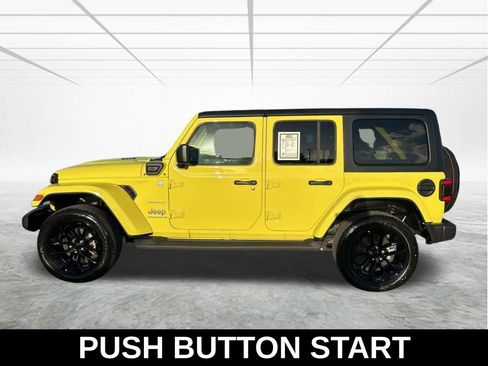 Used 2023 Jeep Wrangler Unlimited Sahara w/ Cold Weather Group image 8