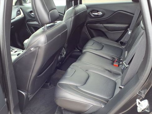 Used 2015 Jeep Cherokee Limited w/ Trailer Tow Group image 5