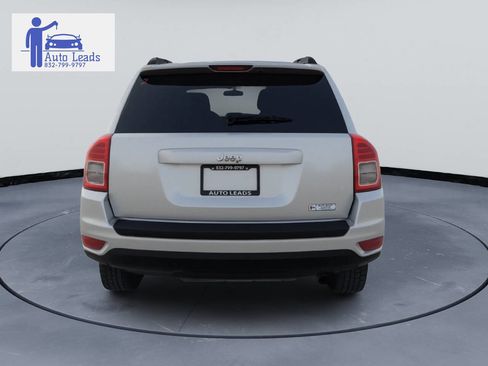 Used 2013 Jeep Compass Sport image 7