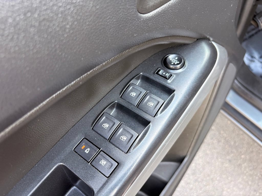 Used 2022 Chevrolet Colorado LT w/ Safety Package RWD image 12
