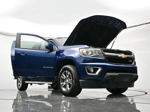Used 2020 Chevrolet Colorado Z71 image 48