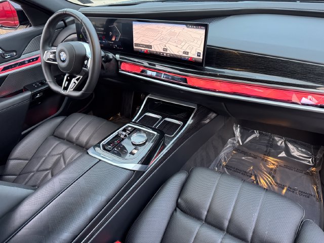 Used 2026 BMW 740i xDrive AWD/4WD image 22