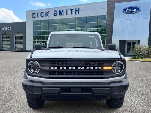New 2025 Ford Bronco 2-Door image 2