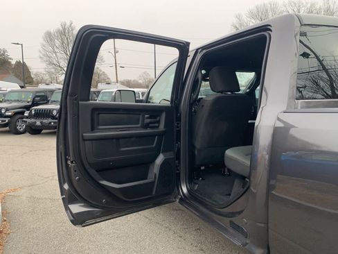 Used 2022 RAM 2500 Tradesman image 30