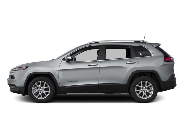 Used 2017 Jeep Cherokee Latitude FWD image 4