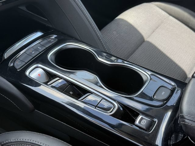 Used 2022 Buick Envision Preferred FWD image 28