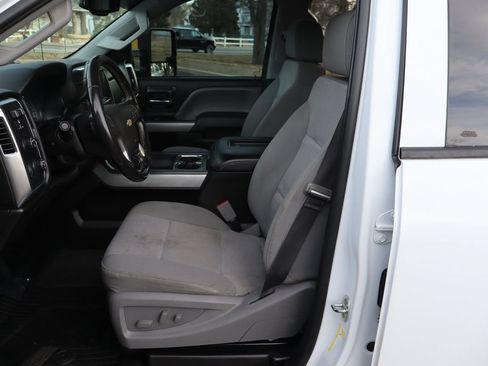Used 2017 Chevrolet Silverado 2500 LT w/ LT Convenience Package AWD/4WD image 19