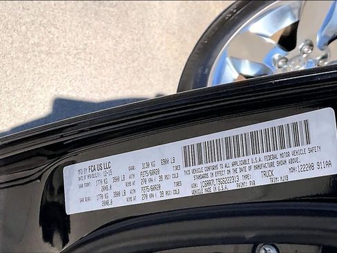 Used 2016 RAM 1500 Big Horn image 34