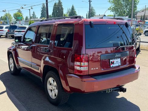 Used 2009 Jeep Liberty Sport w/ Popular Equipment Group AWD/4WD image 5