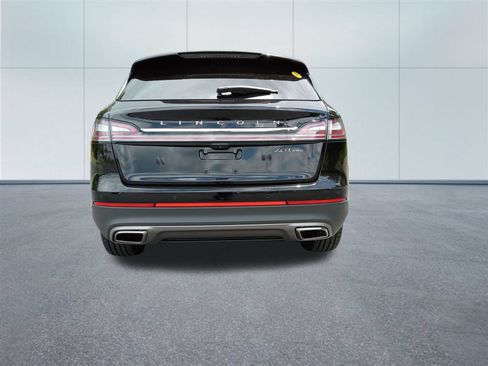Used 2020 Lincoln Nautilus Premier w/ Equipment Group 101A AWD/4WD image 4