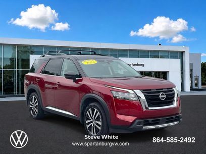 Used 2025 Nissan Pathfinder Platinum