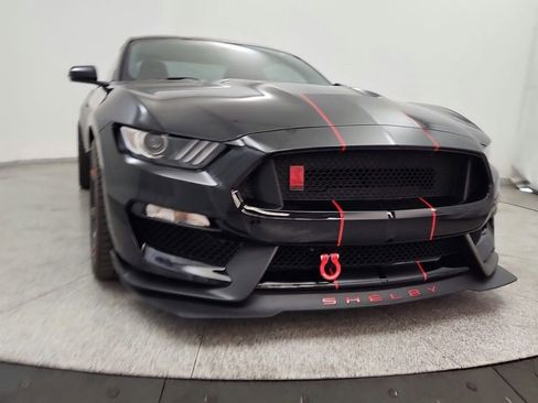 Used 2017 Ford Mustang Shelby GT350R w/ GT350R Equipment Group 920A RWD image 11