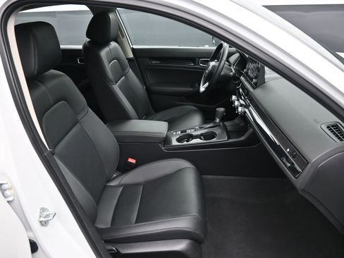 Certified 2024 Honda Civic EX-L image 24