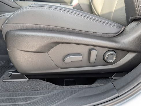 New 2026 Subaru Outback Touring XT image 9