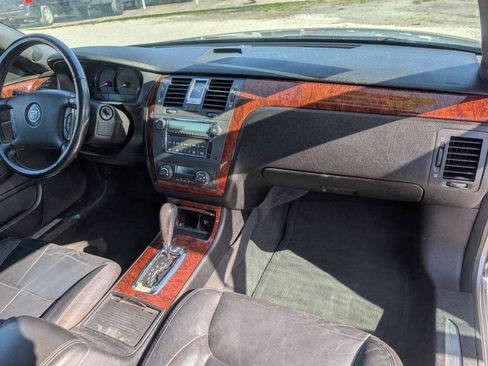 Used 2007 Cadillac DTS Luxury I FWD image 13