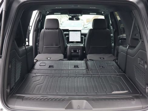 New 2026 GMC Yukon XL Elevation AWD/4WD image 21