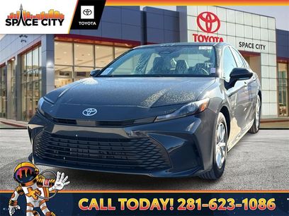 Used 2025 Toyota Camry LE