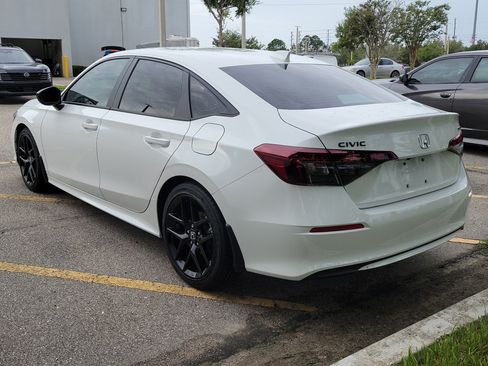 Used 2026 Honda Civic Sport image 4