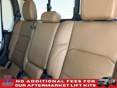 Used 2021 Jeep Gladiator Overland w/ Popular Equipment Package AWD/4WD image 36
