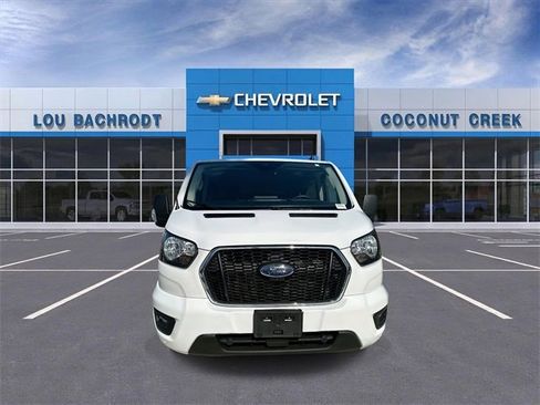 Used 2023 Ford Transit 350 XLT image 3