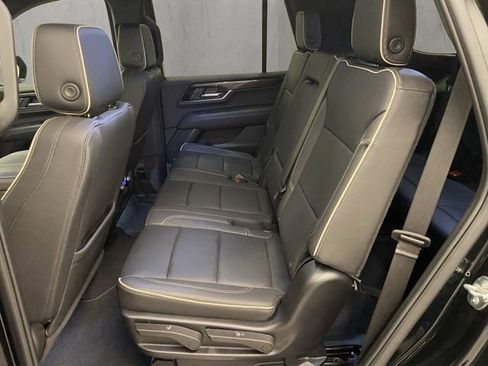 Used 2025 GMC Yukon Elevation AWD/4WD image 22
