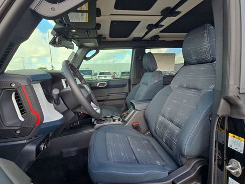 New 2026 Ford Bronco Heritage Edition image 4
