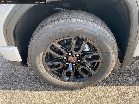 New 2026 GMC Sierra 1500 Elevation AWD/4WD image 10