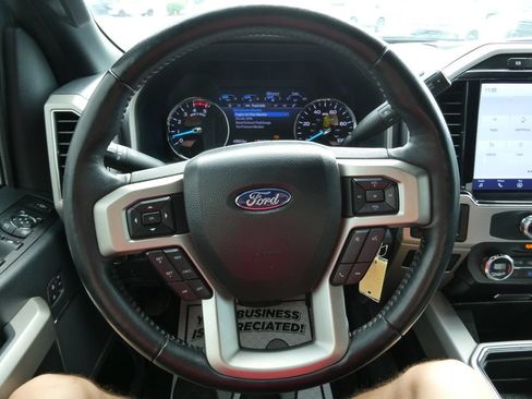 Used 2022 Ford F250 Lariat w/ Black Appearance Package AWD/4WD image 34