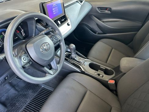 Certified 2026 Toyota Corolla LE FWD image 9