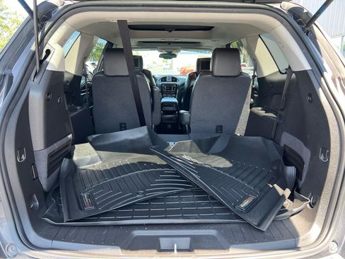 Used 2017 Buick Enclave Premium w/ Trailering Package AWD/4WD image 13