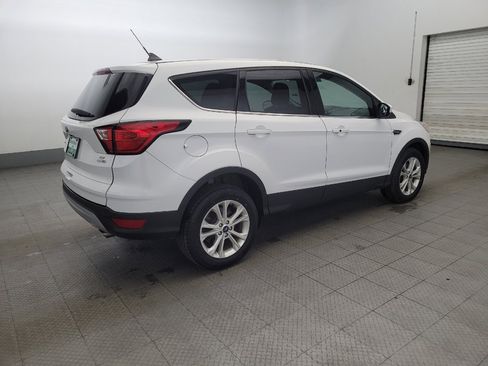 Used 2019 Ford Escape SE image 10