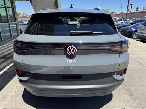 Used 2024 Volkswagen ID.4 S image 13