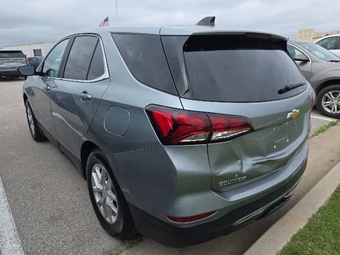 Used 2023 Chevrolet Equinox LT FWD image 3