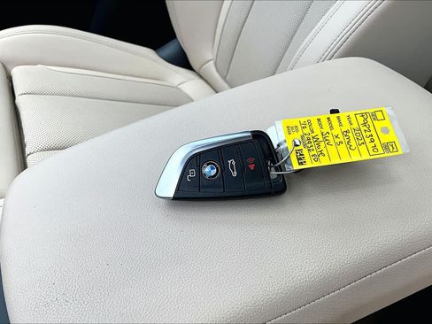Used 2023 BMW X3 xDrive30i w/ Premium Package AWD/4WD image 15