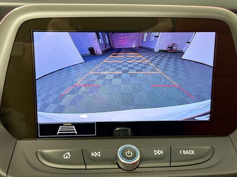 Used 2020 Chevrolet Camaro LT image 27