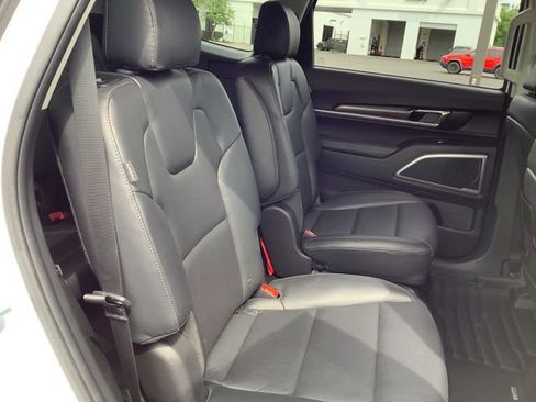 Used 2023 Kia Telluride S AWD/4WD image 34
