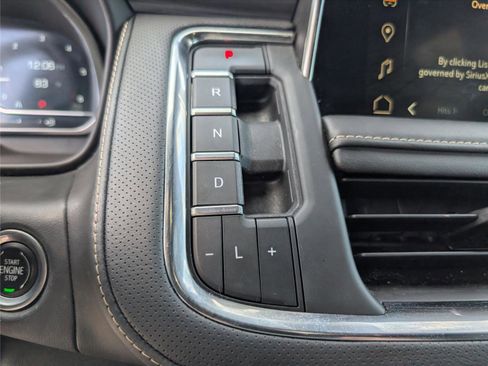 Used 2023 GMC Yukon SLT image 20