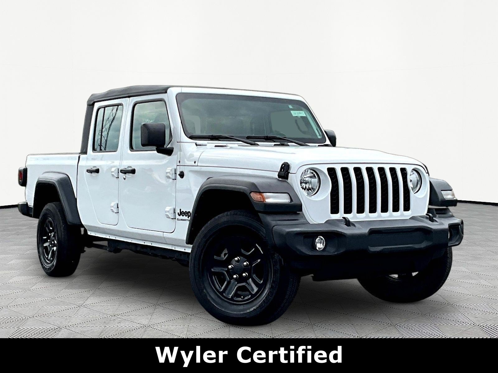 Used 2022 Jeep Gladiator Sport w/ Trailer Tow Package AWD/4WD image 3