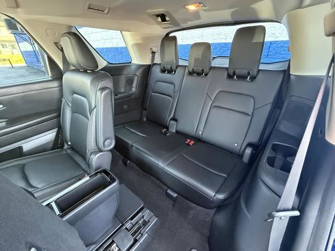 Used 2022 Nissan Pathfinder SL w/ SL Premium Package image 20