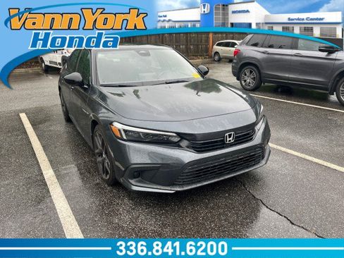 Certified 2024 Honda Civic Sport image 1