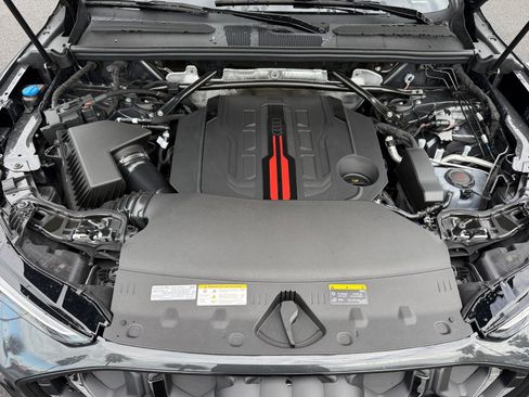 Used 2025 Audi SQ5 Prestige AWD/4WD image 20