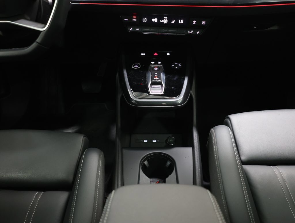 Used 2023 Audi Q4 e-tron Premium Plus w/ Premium Plus AWD/4WD image 20
