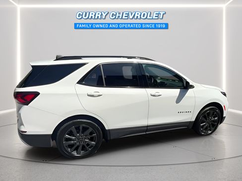 Used 2023 Chevrolet Equinox RS AWD/4WD image 14