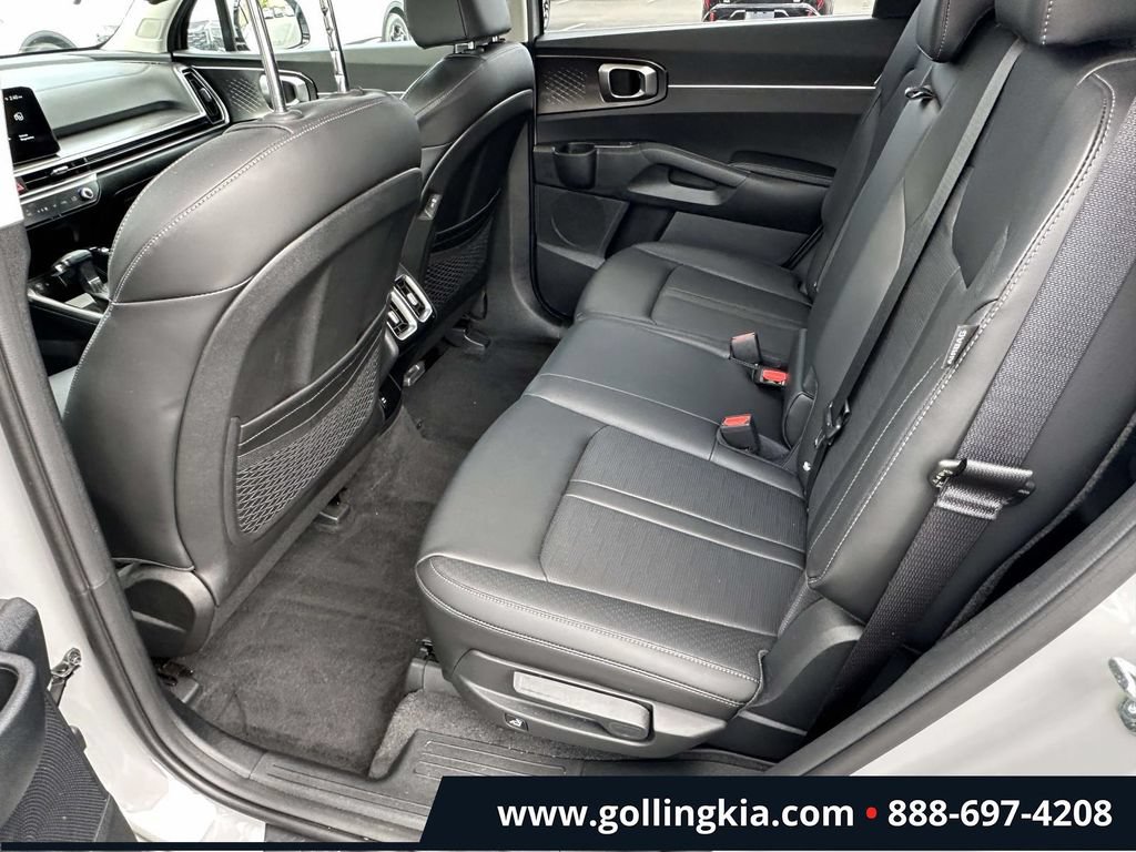 Certified 2026 Kia Sorento S FWD image 10