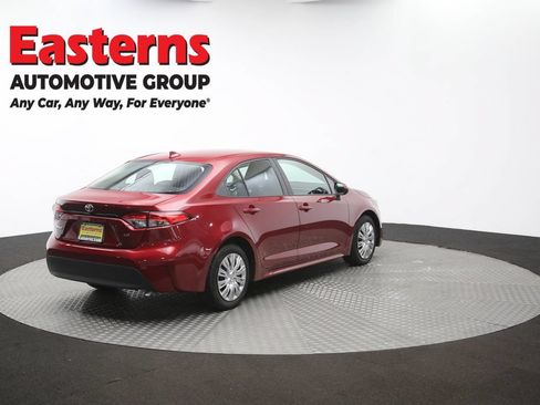 Used 2025 Toyota Corolla LE FWD image 40