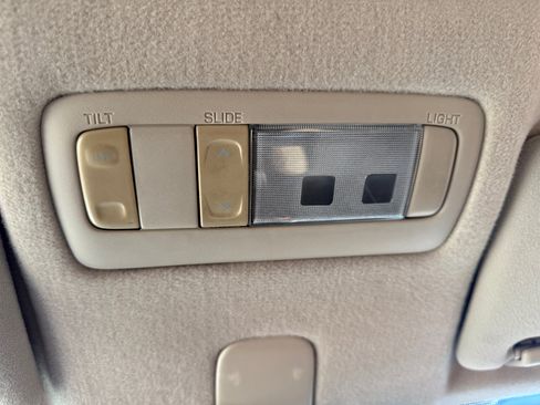 Used 2001 Lexus IS 300 image 24