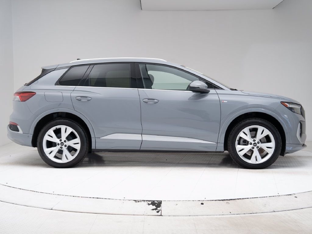 Used 2023 Audi Q4 e-tron Premium Plus w/ Premium Plus AWD/4WD image 33